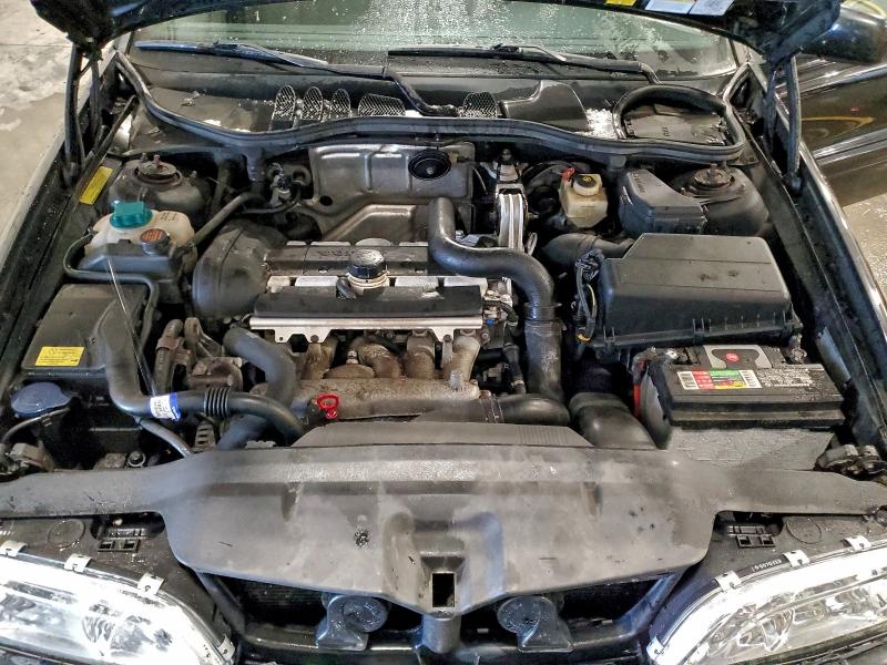 Photo 11 from auction – 2004 VOLVO C70 LPT with VIN YV1NC63D34J050285