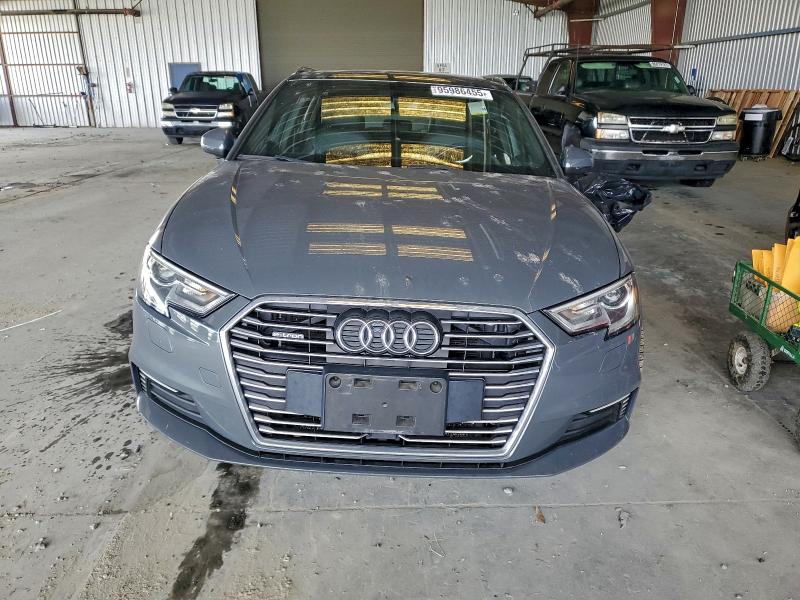 Photo 5 from auction – 2018 AUDI A3 E-TRON with VIN WAUUPBFF9JA079519