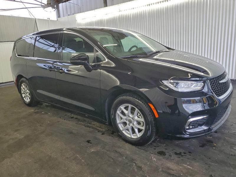 Photo 4 from auction – 2025 CHRYSLER PACIFICA S with VIN 2C4RC1BGXSR555335