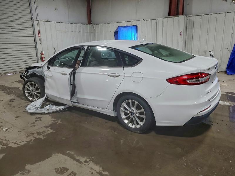 Photo 2 from auction – 2019 FORD FUSION SE with VIN 3FA6P0HD1KR145828