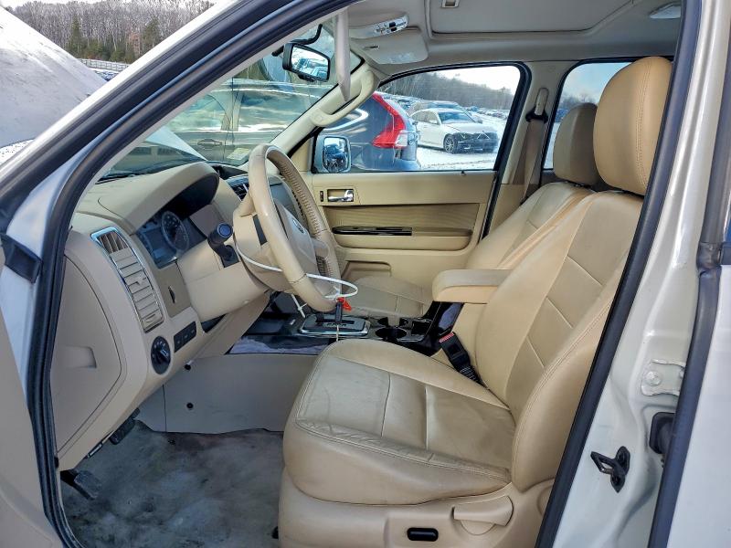 Photo 7 from auction – 2010 FORD ESCAPE LIM with VIN 1FMCU9EG0AKD04474