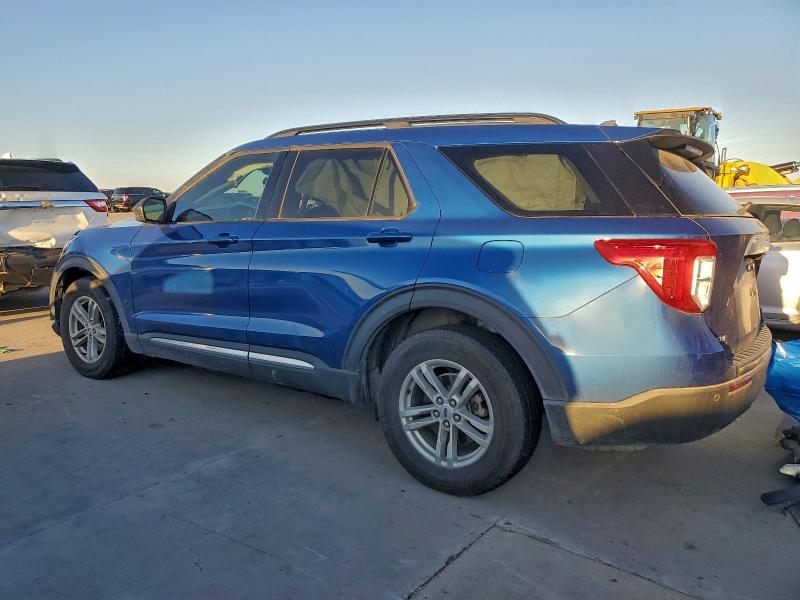 Photo 2 from auction – 2022 FORD EXPLORER X with VIN 1FMSK7DH3NGB69354