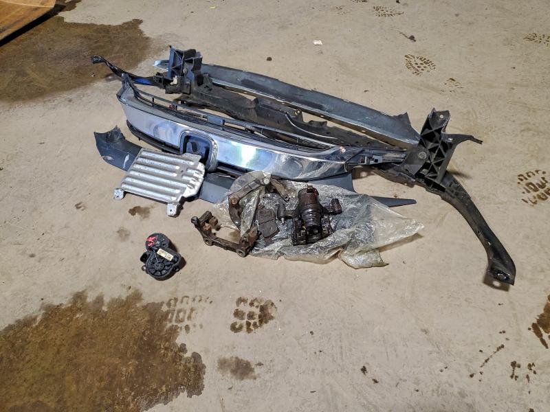Photo 12 from auction – 2018 HONDA CIVIC EX with VIN 2HGFC2F79JH528233