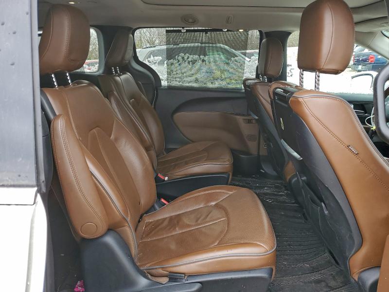 Photo 11 from auction – 2019 CHRYSLER PACIFICA H with VIN 2C4RC1N76KR715660