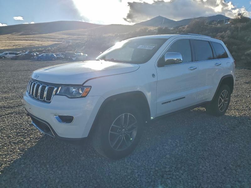 JEEP GRAND CHER 2018 with VIN 1C4RJFBM8JC423710 - Photo from auction