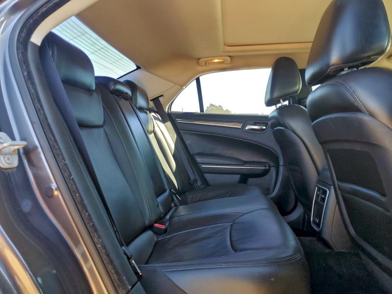 Photo 10 from auction – 2017 CHRYSLER 300 LIMITE with VIN 2C3CCAAG2HH647307