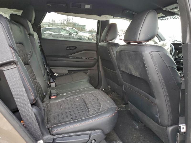 Photo 11 from auction – 2023 NISSAN PATHFINDER with VIN 5N1DR3BE5PC205562