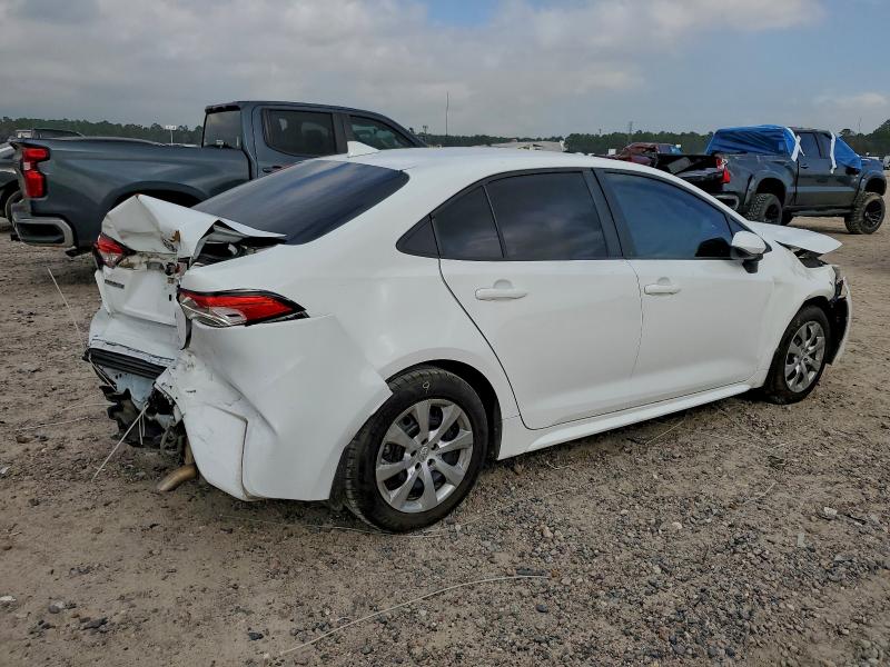 Photo 3 from auction – 2022 TOYOTA COROLLA LE with VIN 5YFEPMAE2NP362637