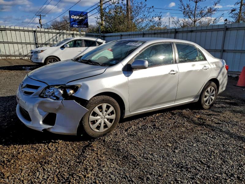 TOYOTA COROLLA BA 2011 z numerem VIN JTDBU4EE6B9150914 - Zdjęcie z aukcji