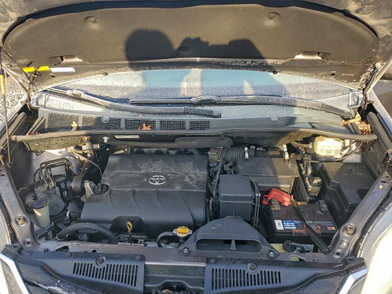 Photo 12 from auction – 2013 TOYOTA SIENNA LE with VIN 5TDJK3DC9DS071334
