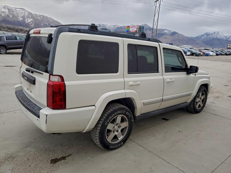 Photo 3 from auction – 2010 JEEP COMMANDER with VIN 1J4RG4GK7AC146343
