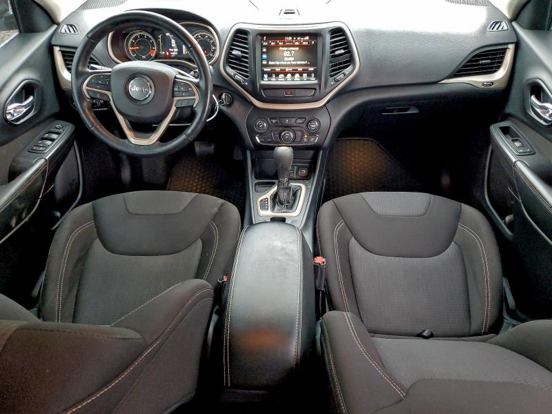 Photo 8 from auction – 2015 JEEP CHEROKEE L with VIN 1C4PJLCB8FW720937