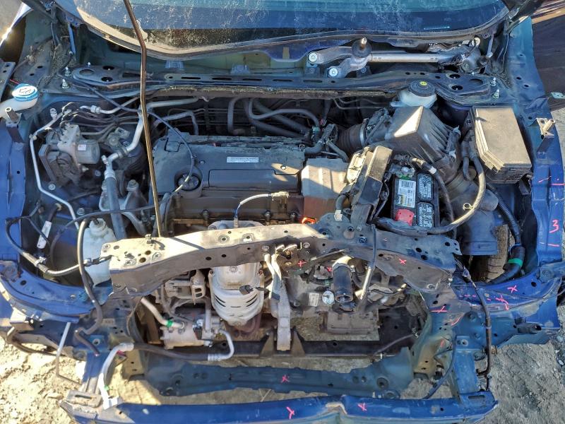 Photo 12 from auction – 2016 HONDA CR-V SE with VIN 2HKRM4H48GH667390