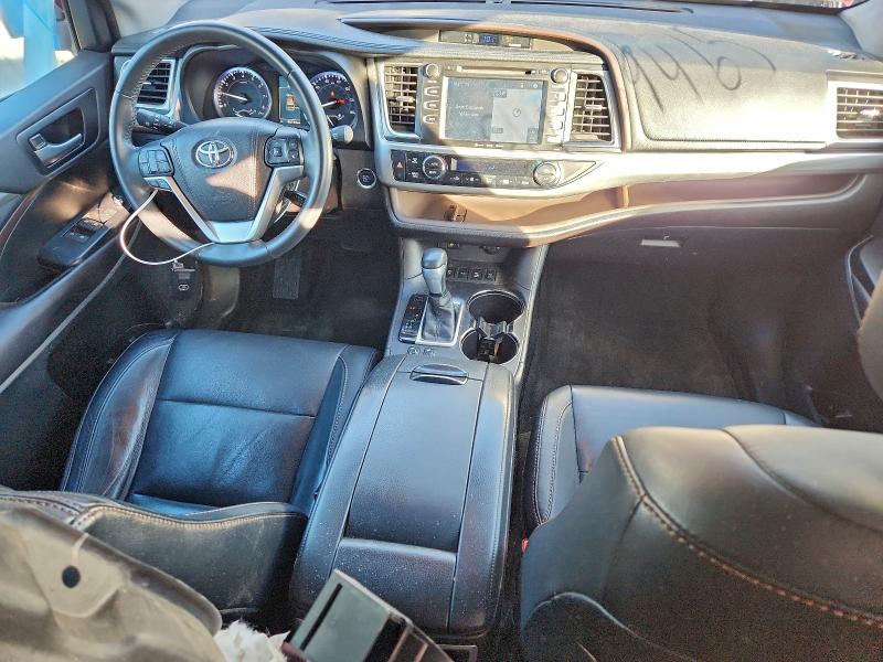 Photo 8 from auction – 2016 TOYOTA HIGHLANDER with VIN 5TDJKRFH9GS328301