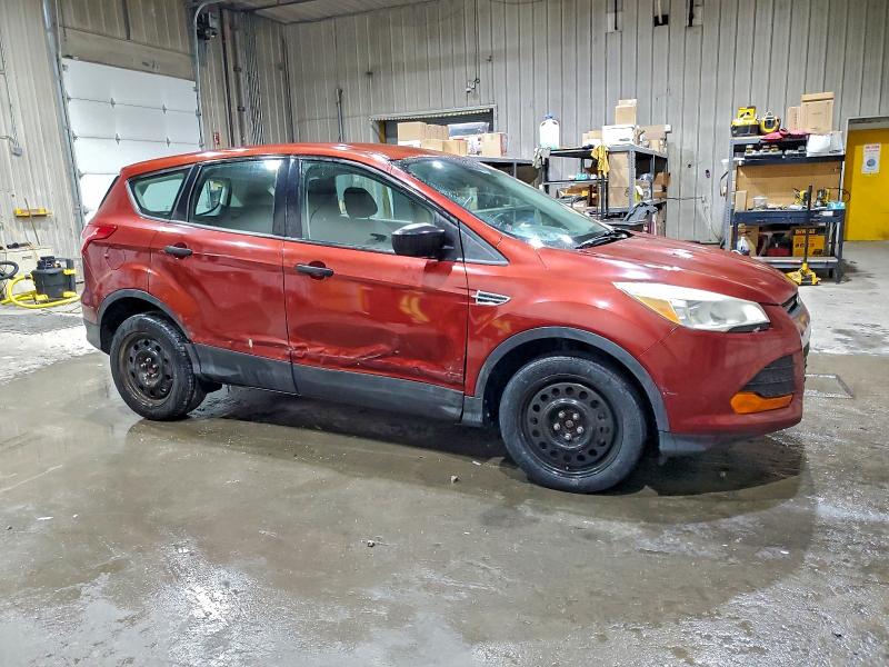 Photo 4 from auction – 2014 FORD ESCAPE S with VIN 1FMCU0F73EUB93262