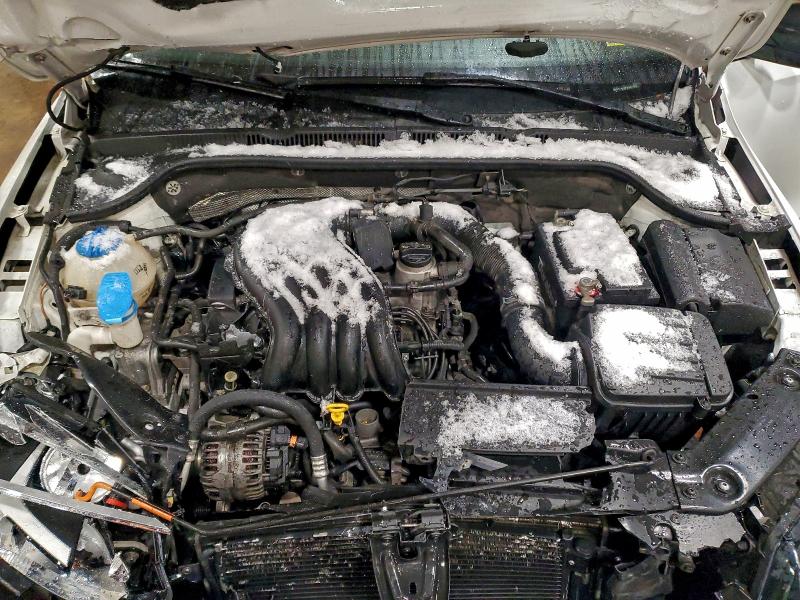 Photo 11 from auction – 2015 VOLKSWAGEN JETTA BASE with VIN 3VW1K7AJ7FM351795