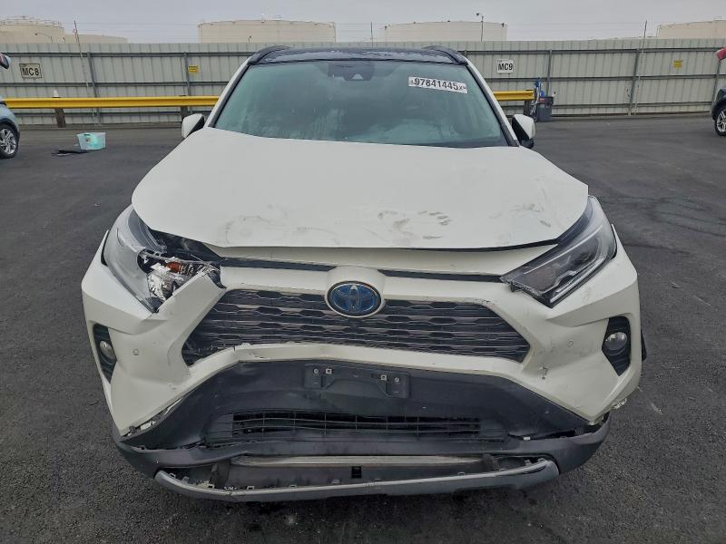 Photo 5 from auction – 2021 TOYOTA RAV4 LIMIT with VIN 4T3D6RFV8MU019341