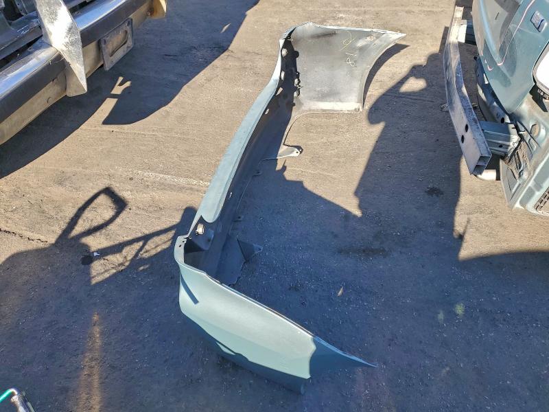 Photo 12 from auction – 2013 TOYOTA PRIUS V with VIN JTDZN3EU3D3243585