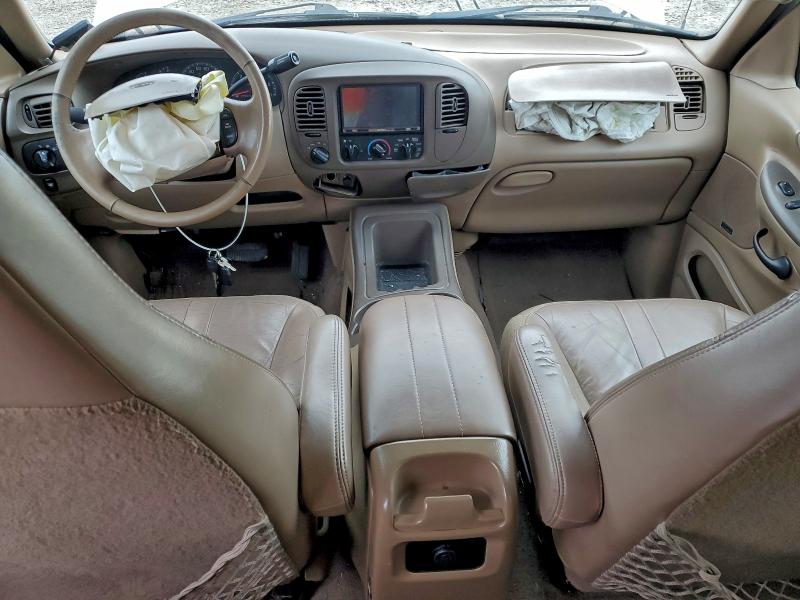 Zdjęcie 8 z aukcji – 1998 FORD EXPEDITION z VIN 1FMPU18LXWLC38545