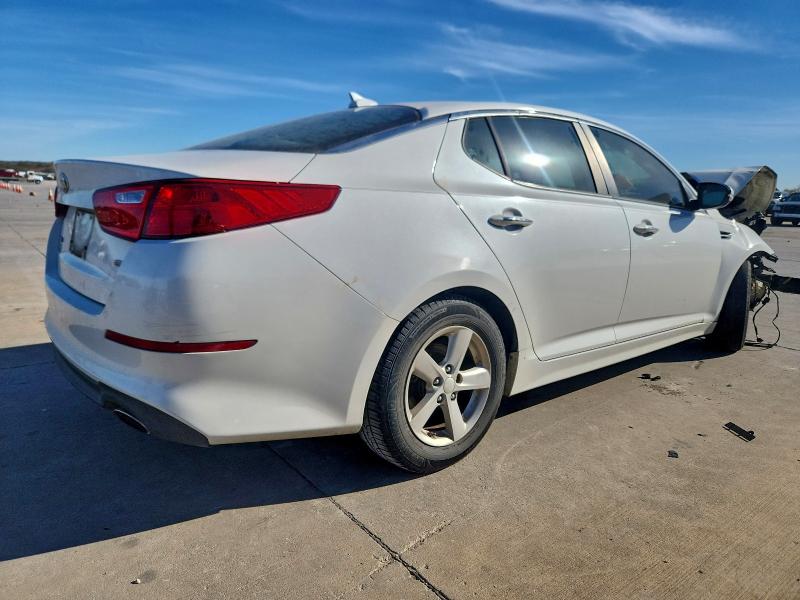 Photo 3 from auction – 2015 KIA OPTIMA LX with VIN KNAGM4A77F5572889