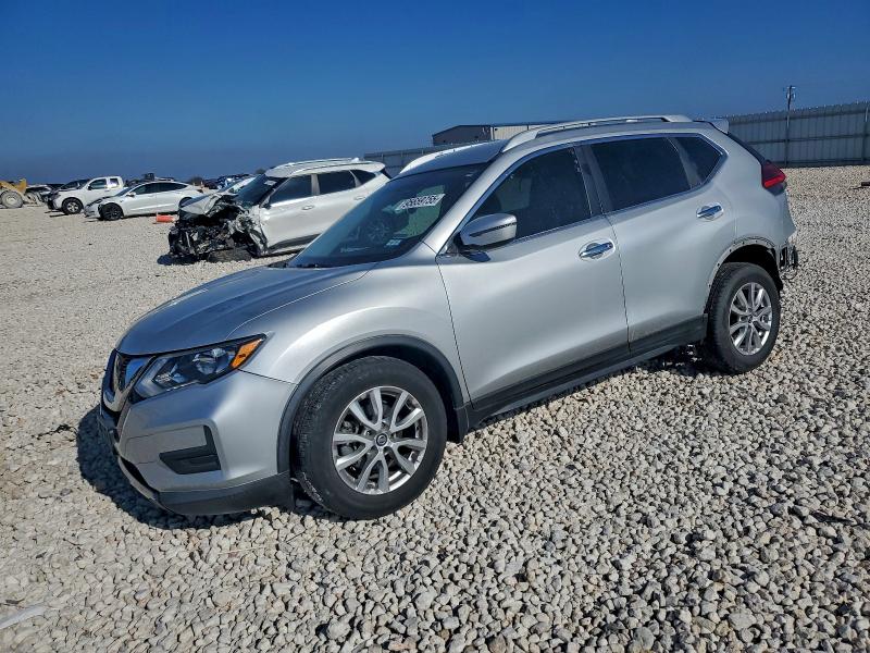NISSAN ROGUE S 2017 with VIN KNMAT2MT8HP611327 - Photo from auction