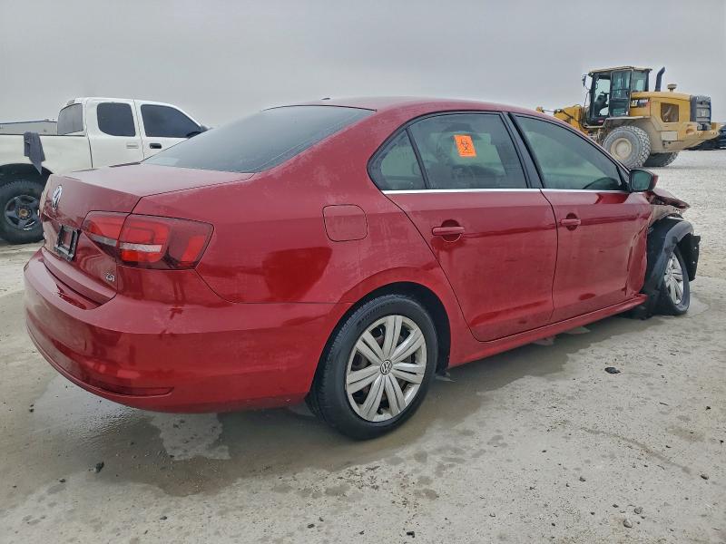 Photo 3 from auction – 2017 VOLKSWAGEN JETTA S with VIN 3VW2B7AJ1HM232597