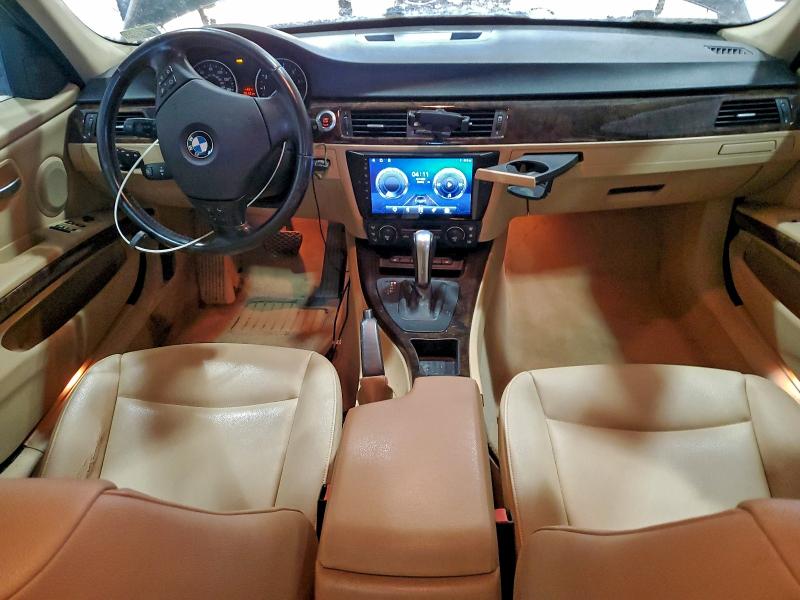 Photo 8 from auction – 2006 BMW 325 XI with VIN WBAVD13586KV09027