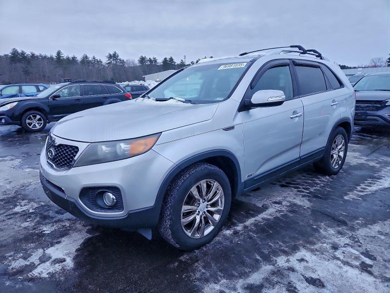 KIA SORENTO EX 2011 with VIN 5XYKUDA24BG132809 - Photo from auction