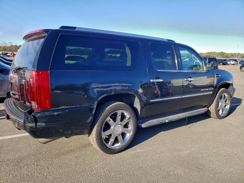 Foto 3 de la subasta – 2007 CADILLAC ESCALADE E con VIN 1GYFK66837R346905