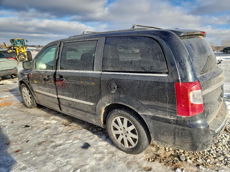 Photo 2 from auction – 2013 CHRYSLER TOWN & COU with VIN 2C4RC1BG5DR540678