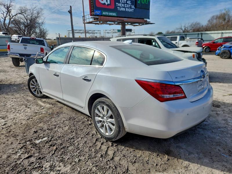 Photo 2 from auction – 2015 BUICK LACROSSE with VIN 1G4GB5GR8FF324115