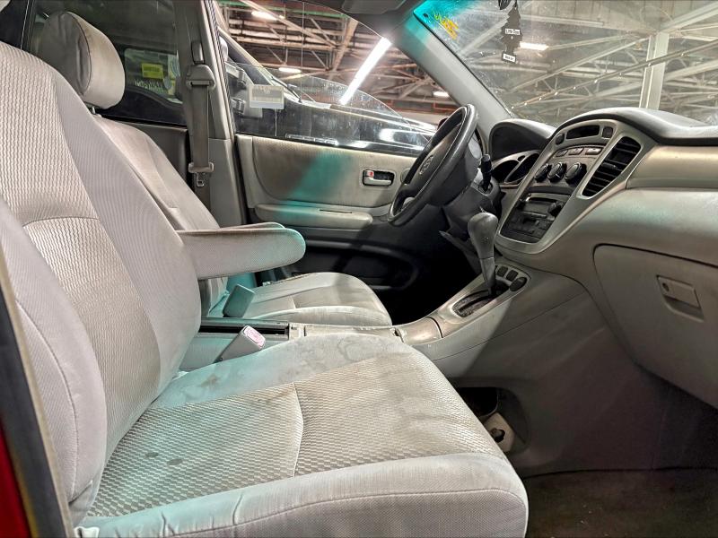 Photo 5 from auction – 2004 TOYOTA HIGHLANDER with VIN JTEEP21A540057901