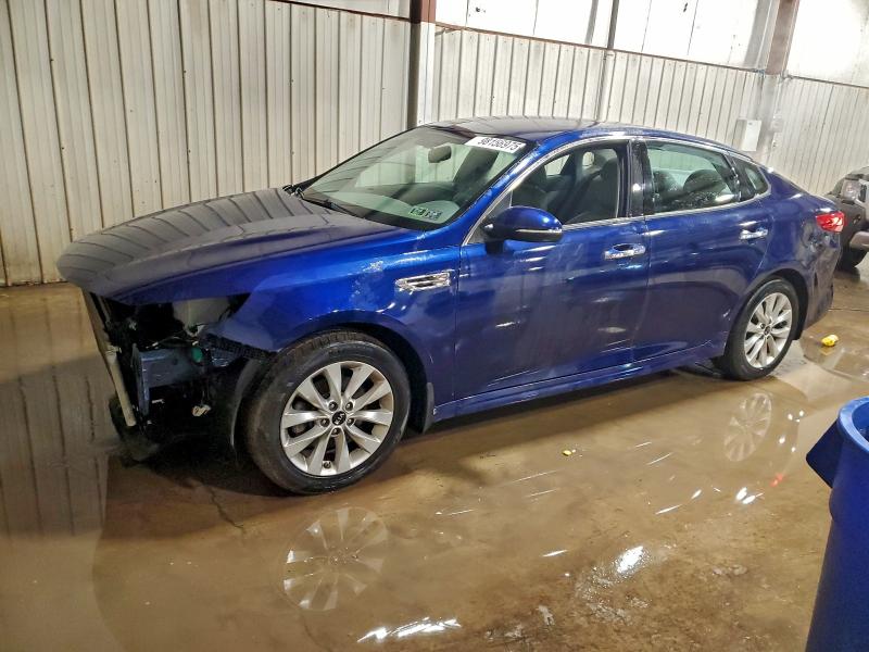 KIA OPTIMA EX 2016 with VIN 5XXGU4L33GG100229 - Photo from auction