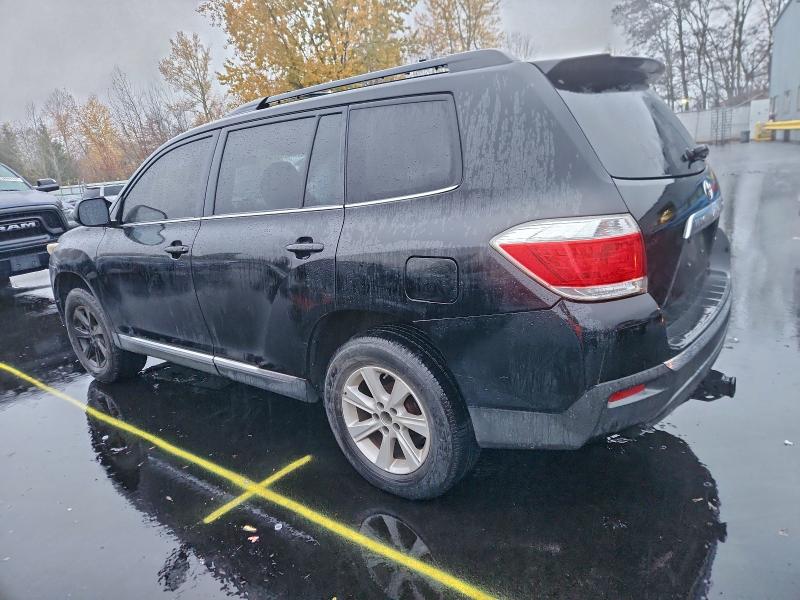 Photo 2 from auction – 2011 TOYOTA HIGHLANDER with VIN 5TDBK3EH0BS088079