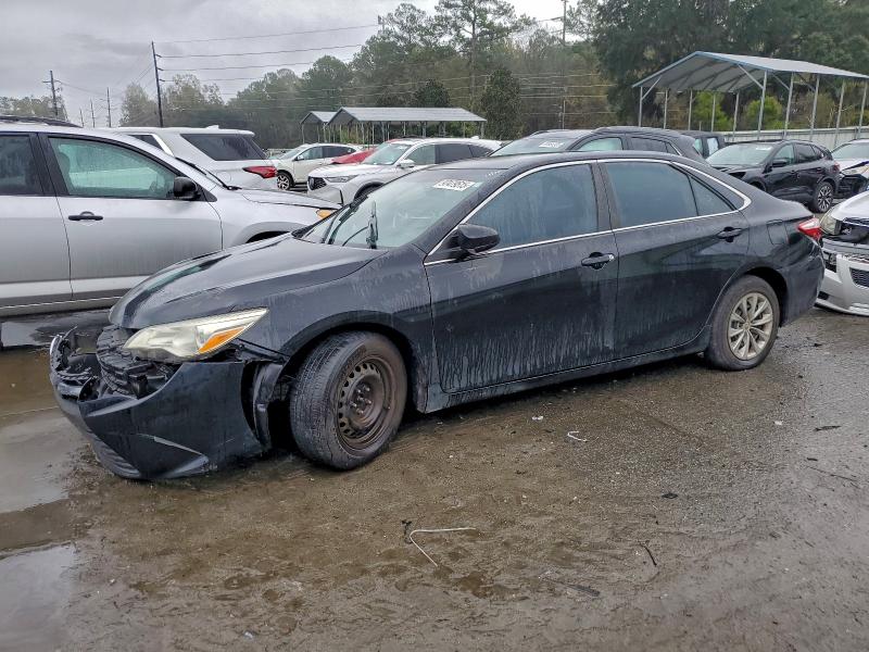 TOYOTA CAMRY LE 2015 with VIN 4T1BF1FK3FU484300 - Photo from auction
