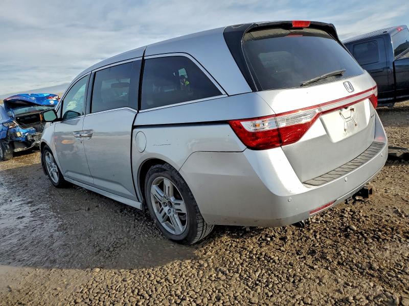 Photo 2 from auction – 2012 HONDA ODYSSEY TO with VIN 5FNRL5H9XCB025380