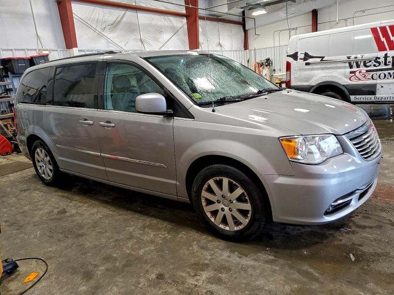 Photo 4 from auction – 2016 CHRYSLER TOWN & COU with VIN 2C4RC1BG9GR294741