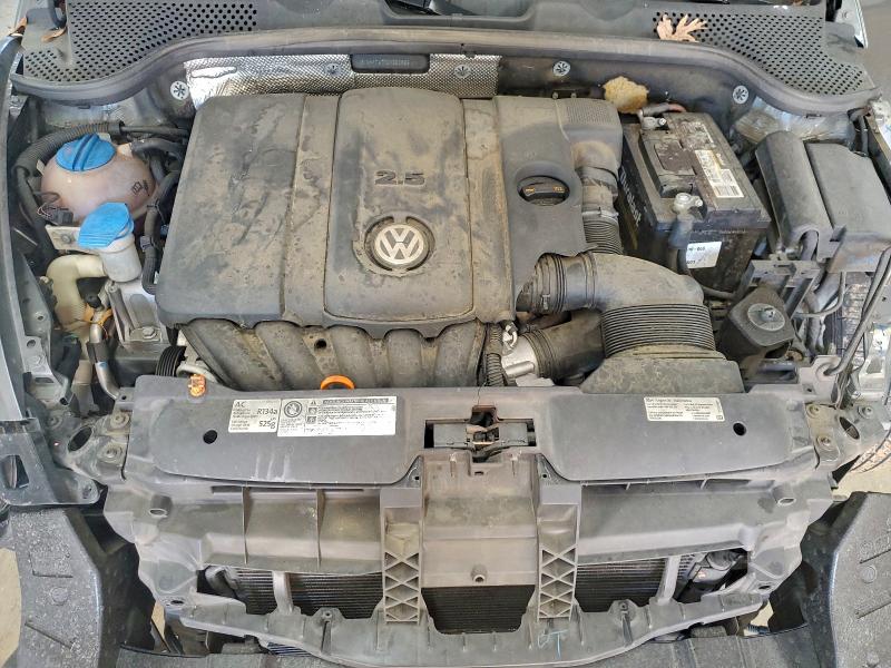 Photo 11 from auction – 2012 VOLKSWAGEN BEETLE with VIN 3VWHP7AT1CM660899