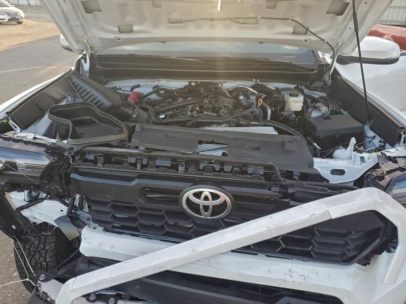 Photo 11 from auction – 2024 TOYOTA TACOMA DOU with VIN 3TMLB5JN3RM074201