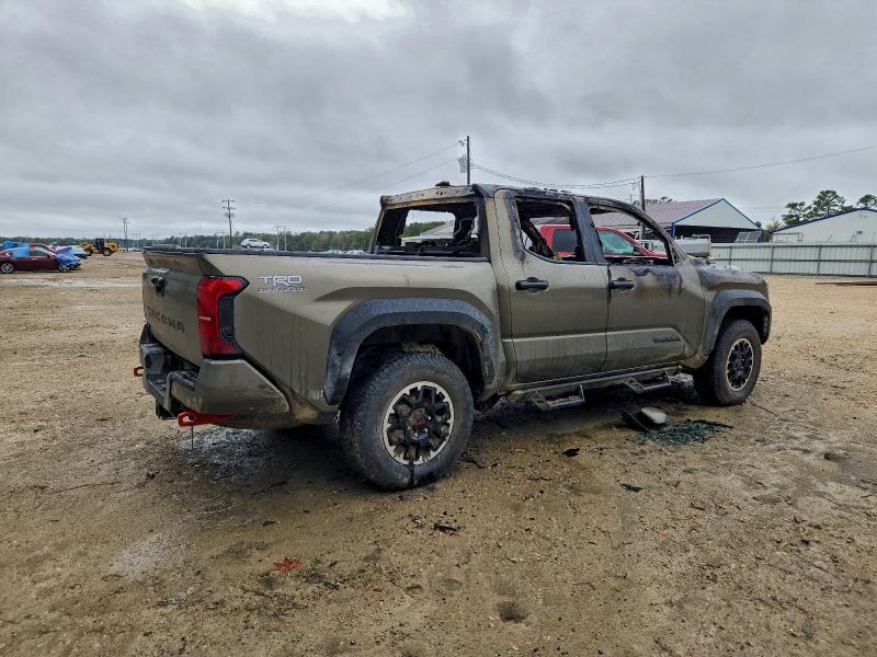 Photo 3 from auction – 2025 TOYOTA TACOMA DOU with VIN 3TMLB5JN0SM145585
