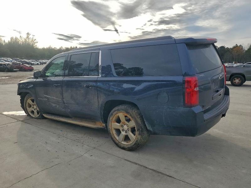 Photo 2 from auction – 2019 CHEVROLET SUBURBAN with VIN 1GNSCHKC7KR124682