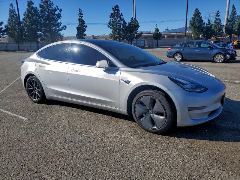Photo 4 from auction – 2018 TESLA MODEL 3 with VIN 5YJ3E1EA0JF078478