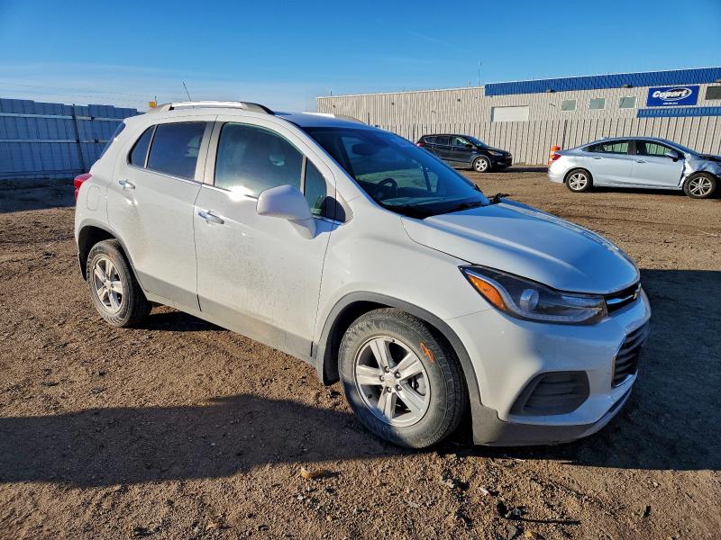 Photo 4 from auction – 2020 CHEVROLET TRAX 1LT with VIN KL7CJLSB9LB010607