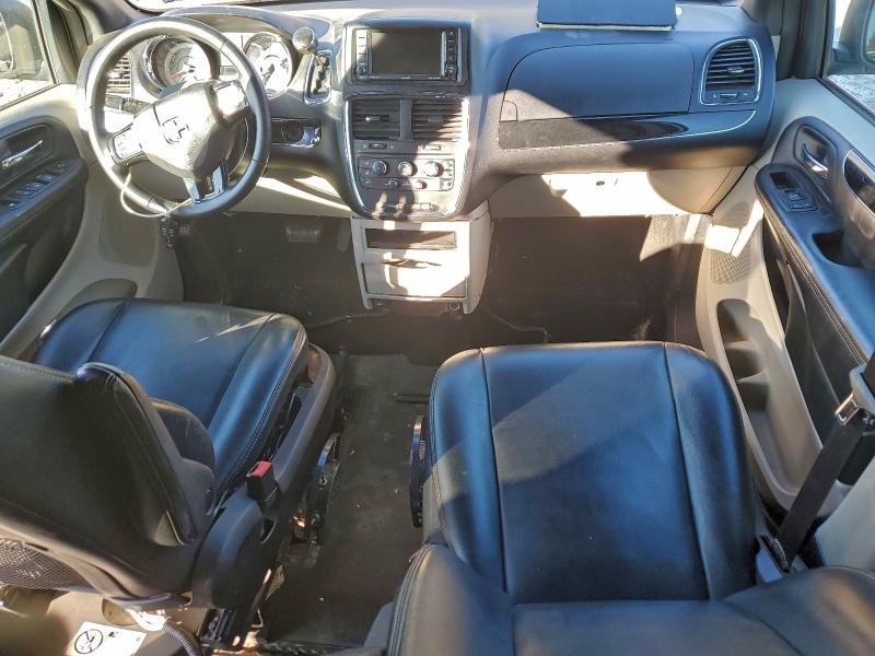 Photo 8 from auction – 2015 DODGE GRAND CARA with VIN 2C4RDGCG6FR719863