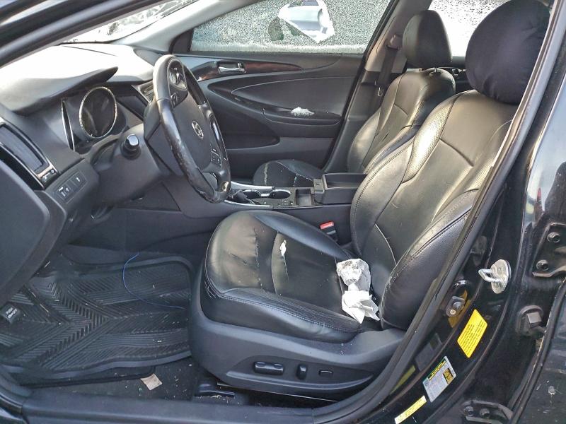 Photo 7 from auction – 2011 HYUNDAI SONATA SE with VIN 5NPEC4AC4BH122928