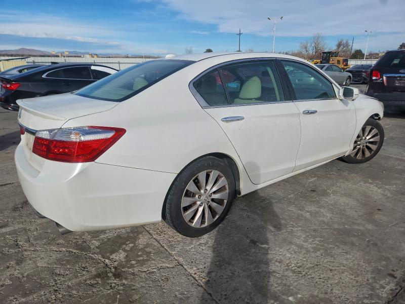 Photo 3 from auction – 2014 HONDA ACCORD EXL with VIN 1HGCR2F89EA203743