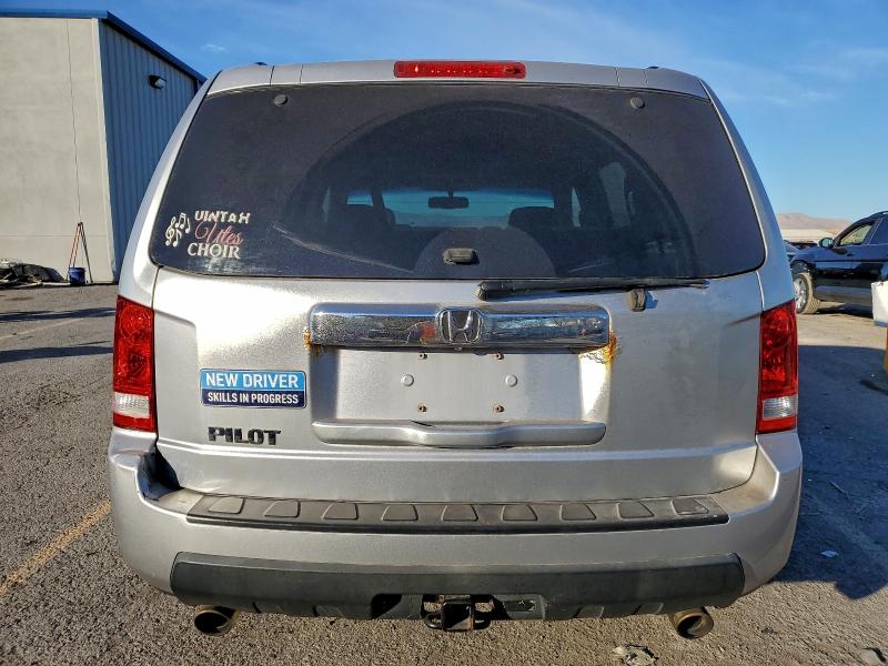 Photo 6 from auction – 2011 HONDA PILOT EXL with VIN 5FNYF3H52BB028406