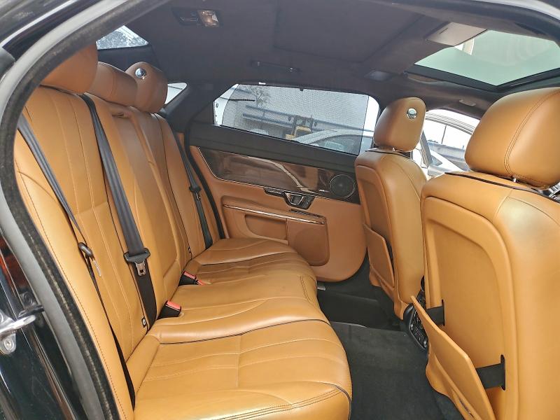 Photo 10 from auction – 2014 JAGUAR XJL PORTFO with VIN SAJWJ2GD5E8V60540