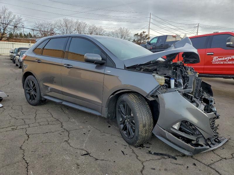 Photo 4 from auction – 2022 FORD EDGE SEL with VIN 2FMPK4J9XNBA59913