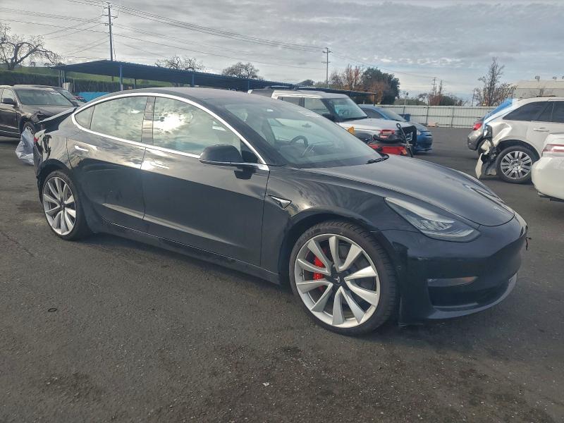 Photo 4 from auction – 2018 TESLA MODEL 3 with VIN 5YJ3E1EB1JF078627